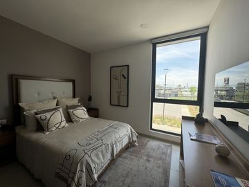 Casa nueva en venta  por Vialidad López Portillo, fraccionamiento residencial cerca del aeropuerto de Toluca, parque Toluca 2000 y Plaza Santin.