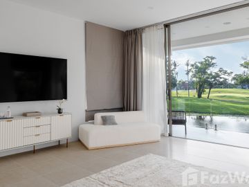 5 Bedroom Luxury Pool Villa for Sale