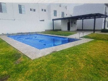 Se vende departamento en residencial las hacienda