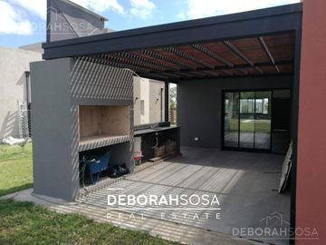 Casa en venta o alquiler 5 ambientes pileta Country Club San Sebastian Pilar