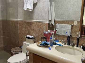 Casa en venta en fraccionamiento en frente a Perisur