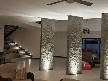 CASA EN VENTA PRIVADA NORTEMERIDA 4 REC, PISCINA, AMENIDADES DE LUJO