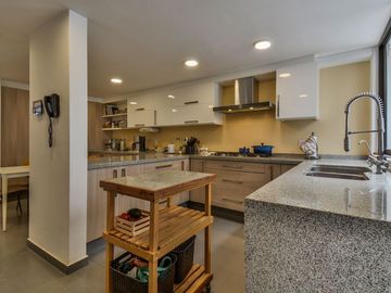 VENTA CASA EN COLINAS DEL BOSQUE