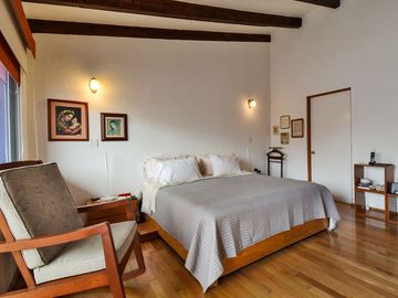 VENTA CASA EN COLINAS DEL BOSQUE
