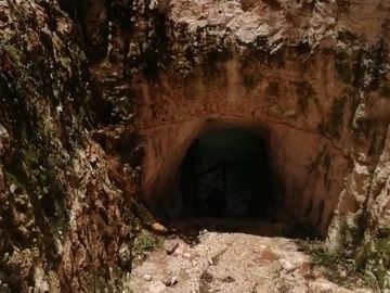 Hacienda de 300 ha y cenote privado, en venta en Tecoh