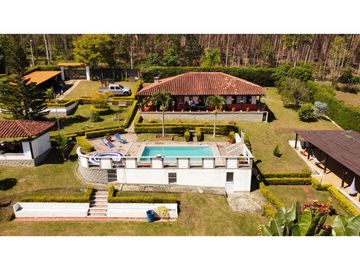 HERMOSA FINCA A LA VENTA EN EL CARMEN