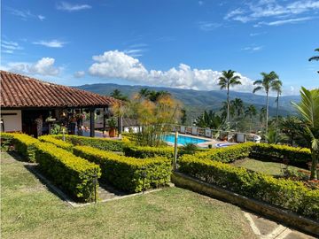 HERMOSA FINCA A LA VENTA EN EL CARMEN