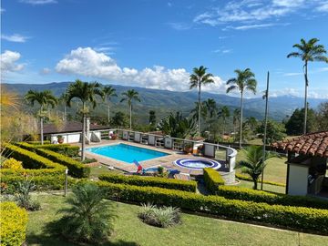 HERMOSA FINCA A LA VENTA EN EL CARMEN