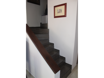 Vendo Casa en Conjunto Residencial en el barrio Limonar, Cali