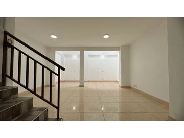 Casa de dos pisos en venta Barrio Caña Real Palmira Valle Colombia