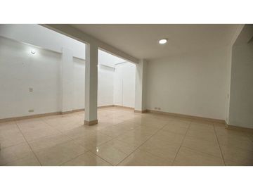 Casa de dos pisos en venta Barrio Caña Real Palmira Valle Colombia