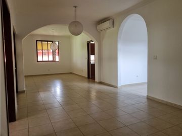 Venta / Alquiler casa Camino de cruces (PD)