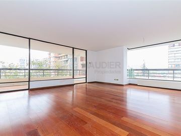 Departamento en Venta en El Golf