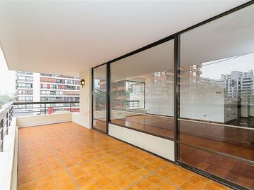 Departamento en Venta en El Golf