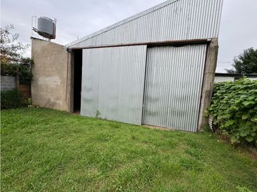Vendo Casa con Galpón en Concepción del Uruguay, Entre Ríos