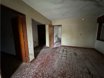 Vendo Casa con Galpón en Concepción del Uruguay, Entre Ríos