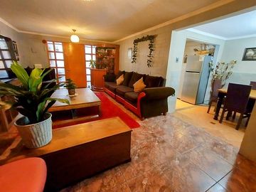 CASA 5D/2B VILLA EL ALMENDRAL DE PUENTE ALTO
