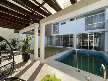CASA EN VENTA EQUIPADA EN ALTABRISA MERIDA.