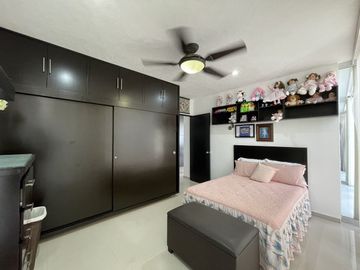 CASA EN VENTA EQUIPADA EN ALTABRISA MERIDA.