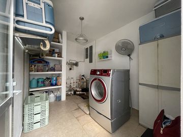 CASA EN VENTA EQUIPADA EN ALTABRISA MERIDA.
