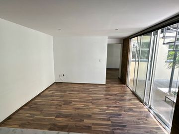 ¡Oportunidad única en Lomas de San Mateo!