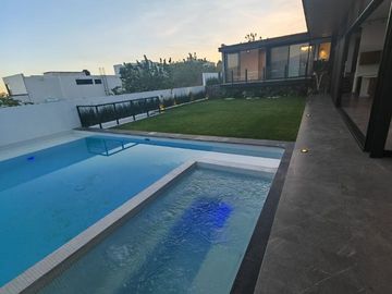 ¡Tu nuevo hogar de ensueño en Club de Golf Lomas de Cocoyoc!