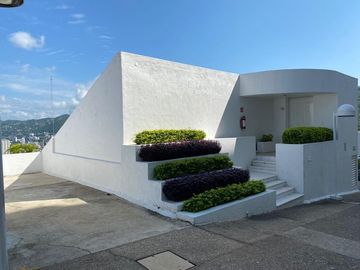 HERMOSA VILLA EN ACAPULCO DIAMANTE