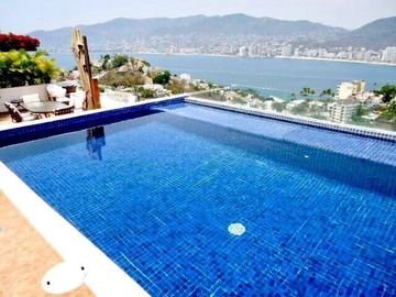 HERMOSA VILLA EN ACAPULCO DIAMANTE