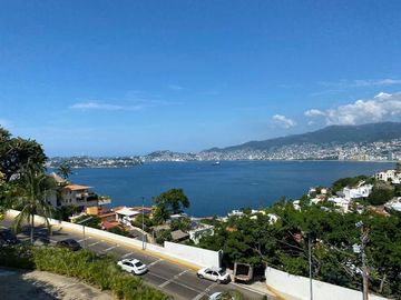 HERMOSA VILLA EN ACAPULCO DIAMANTE