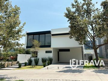 VENTA DE CASA EN RESERVA REAL
