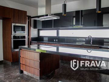 VENTA DE CASA EN RESERVA REAL
