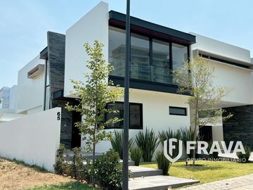 VENTA DE CASA EN RESERVA REAL