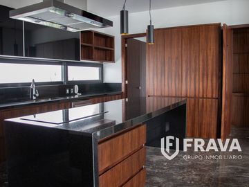 VENTA DE CASA EN RESERVA REAL