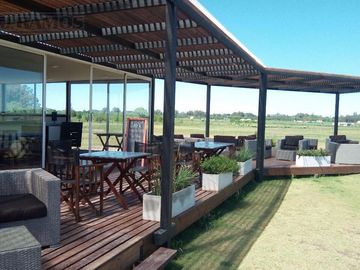 Casa en  Venta SAN SEBASTIAN Área 10 al verde APTO CREDITO MB
