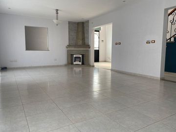 Residencial Miravalle CASA en VENTA, precio de oportunidad