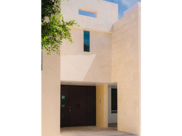 Casa En Venta En Zona Calera Con Amplias reas Verdes