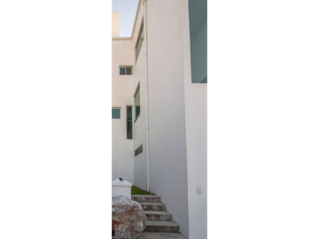 Casa En Venta En Zona Calera Con Amplias reas Verdes
