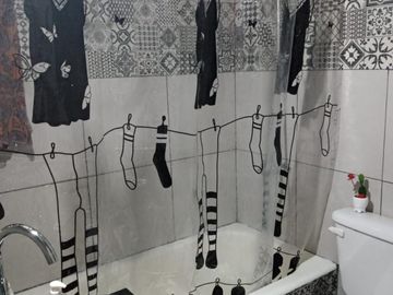 CASA 4 AMBIENTES CON JARDIN Y GALERIA EN VILLA BALLESTER