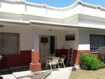 Casa multifamiliar - Apto credito hipotecario.