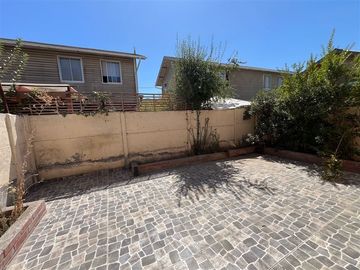 Casa en Venta en armando Cortínez, Maipú