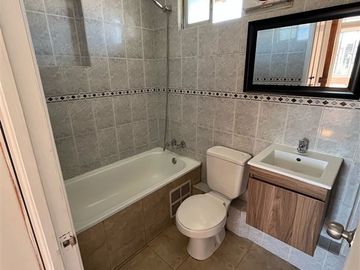 Casa en Venta en armando Cortínez, Maipú