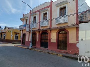 PROPIEDA EN VENTA EN ZONA CENTRO DE TAPACHULA APTA PARA OFICINAS ESCUELA, COMERCIO O CASA HABITACION