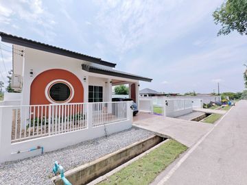 2 Bedroom House for sale in Nong Han, Chiang Mai