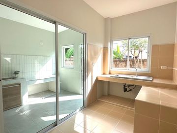 2-Storey Detached House for Sale in Q House Wararom