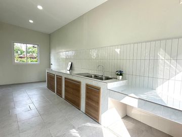 2-Storey Detached House for Sale in Q House Wararom