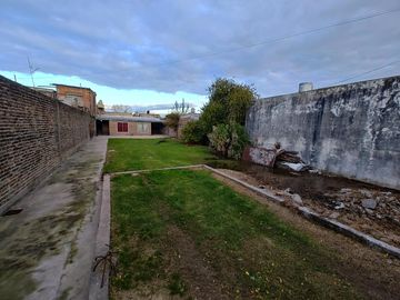 Casa en  venta en G. de Laferrere