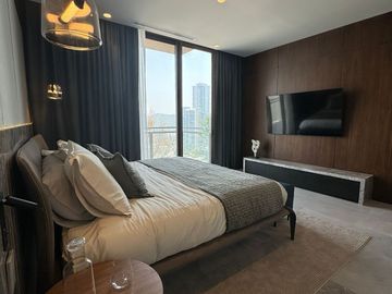 Departamento de lujo de un piso completo en Venta en Privanzas