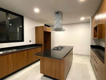 CASA EN VENTA DE UNA PLANTA EN LOMAS PUNTA DEL ESTE