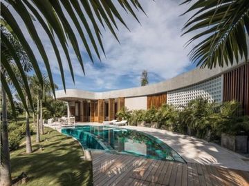Venta CASA de LUJO en Karibana Beach & Golf Cartagena