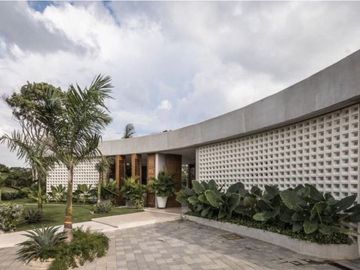 Venta CASA de LUJO en Karibana Beach & Golf Cartagena